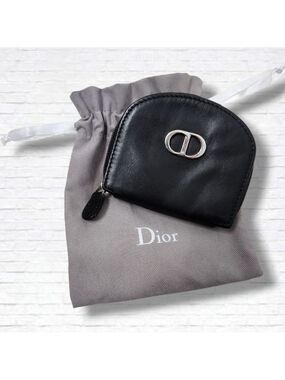 Christian Dior 30 Montaigne CD Logo Black Leather Zip Coin Case Purse